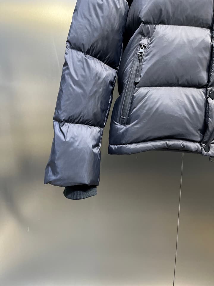 Burberry Detachable Sleeve Hooded Down Jacket