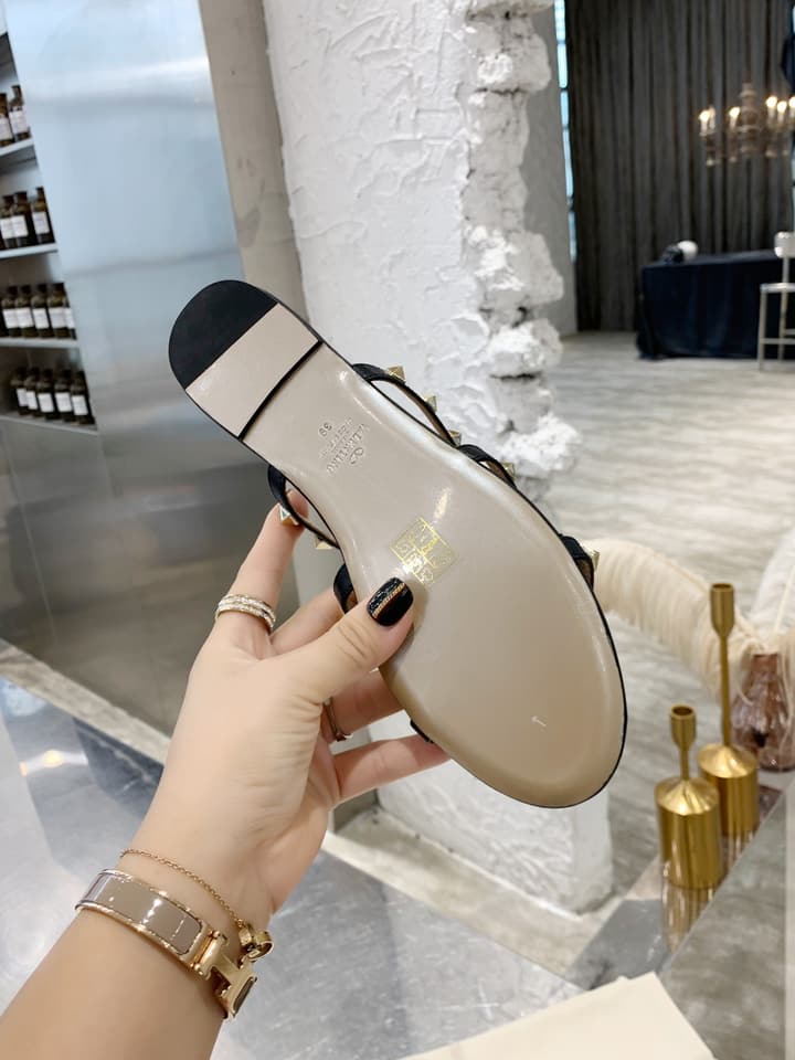 Valentino Studded Sheepskin Flat Sandals in Black
