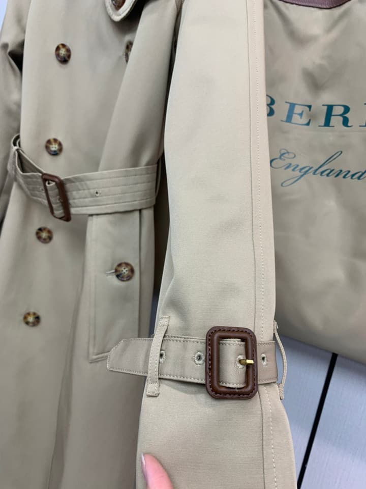 Burberry Waterloo Ladies' Long Trench Coat – 2024 Basic Style