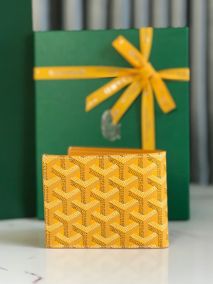 Goyard Wallet in Blue