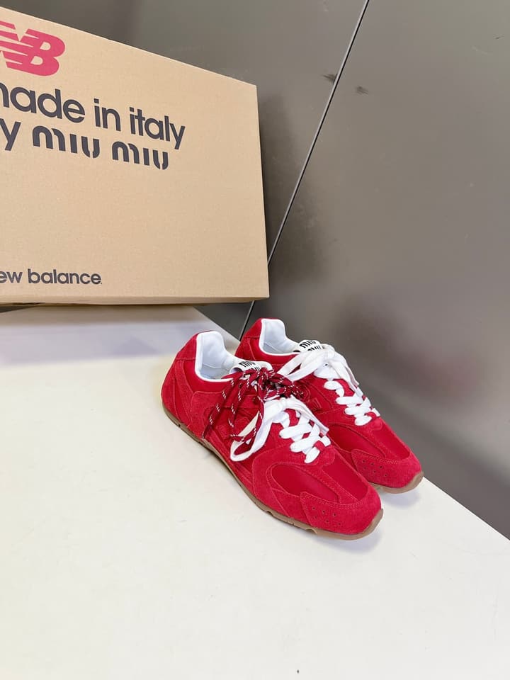 Miu Miu x New Balance 530 SL Sneakers