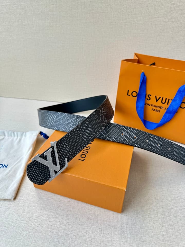 Louis Vuitton Dimension Monogram Reversible Belt in Gold Hardware