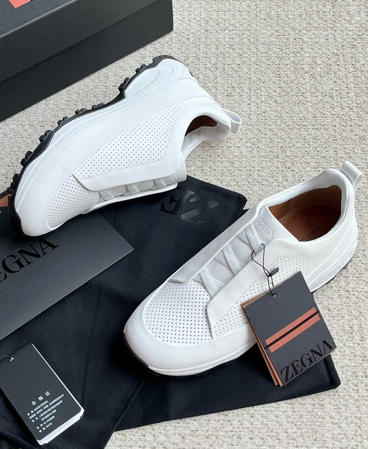 Zegna Triple Stitch™ Monte Perforated Casual Shoes in Black