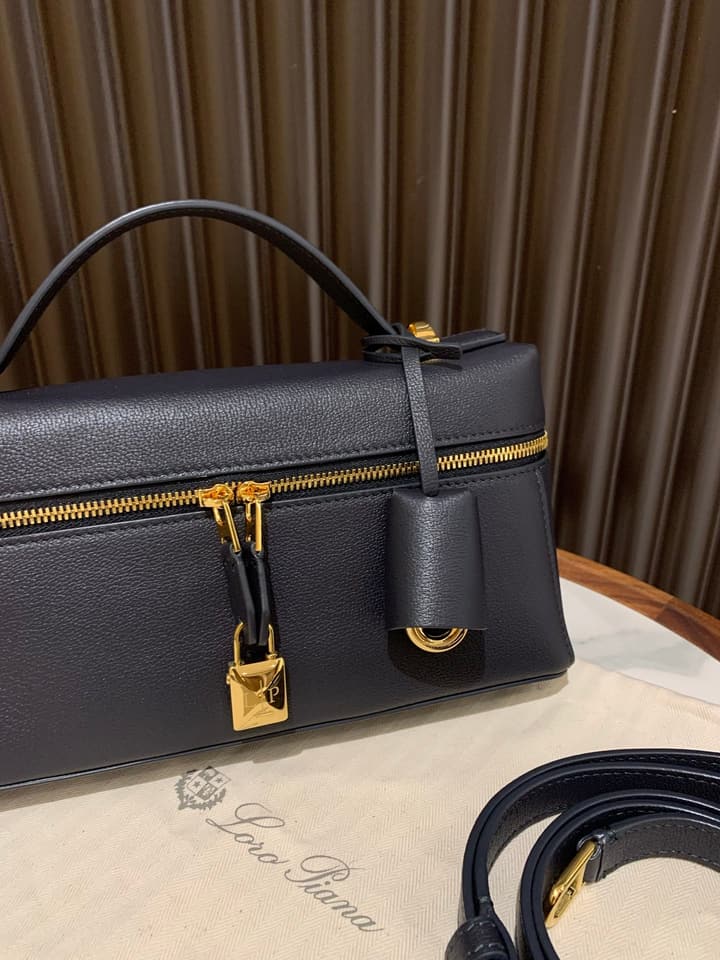 Loro Piana Extra Bag L23 Handbag