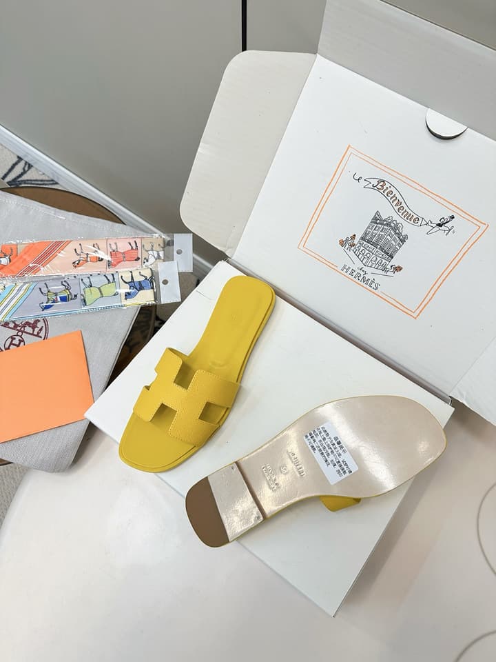 Hermès Fashion Palm-Grain H Slides in Brown