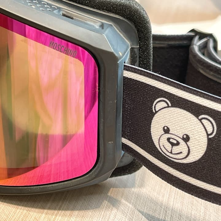 Moschino Bear Magnetic Dual-Lens Ski Goggles in Black Frame With Pink Mirrored Lens