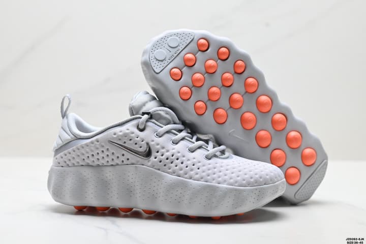 Nike Mind 002 Technology Training Shoes in Black