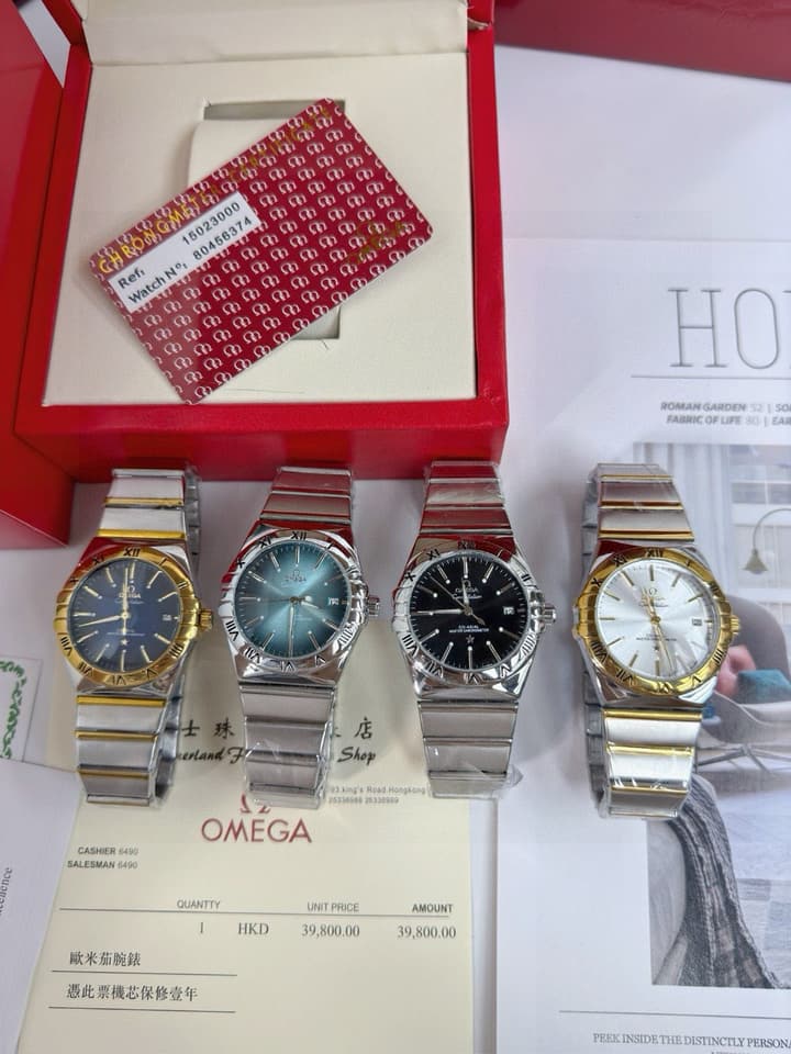 Omega Constellation Mechanical Gold/Blue Dial Watch in Blue Dial 1