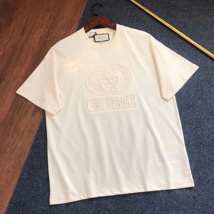 Gucci Embossed Logo Crewneck T-Shirt – 2026SS in Apricot