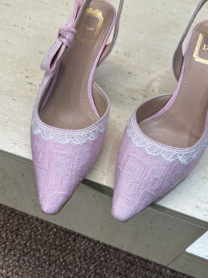 Dior J'Adior Dentelle Slingback Heels – 2026 Early Spring Haute Couture Collection in Beige