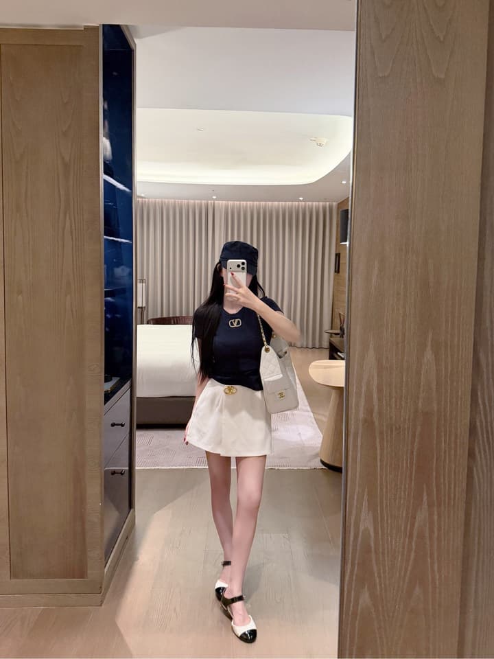 Valentino V-Logo Gold Thread Embroidery T-Shirt in Blue