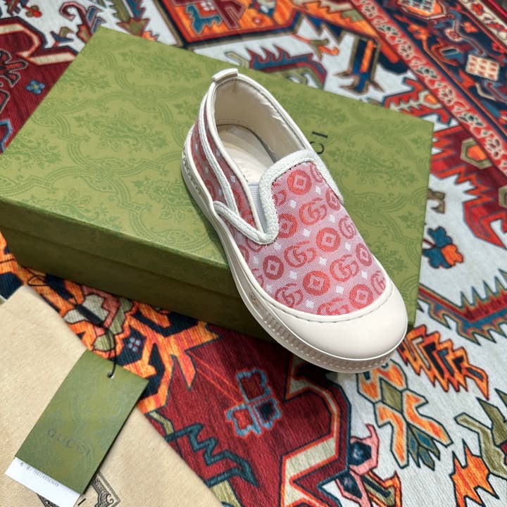 Gucci Kids Footwear – Kids Collection in Beige Plaid Slip-on