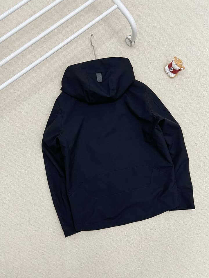 Moncler Men's Business Light Luxury Jacket – 25SS in Black