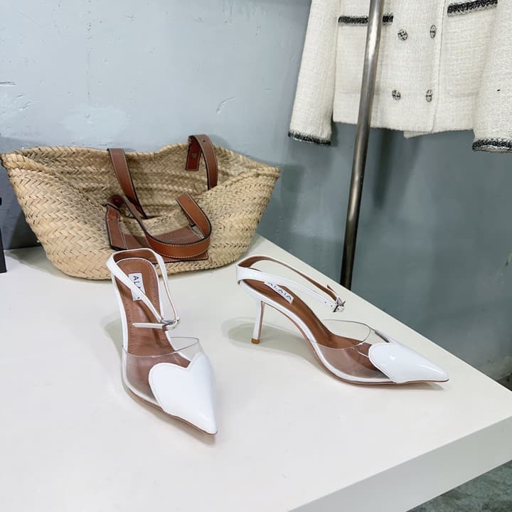 Alaïa Heart PVC Pointed Toe Slingback Mules – Spring/Summer Collection – 25SS in Black Patent Toe