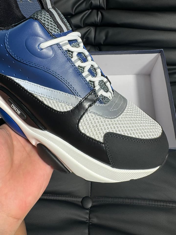 Dior B22 Calfskin Sneakers in Black