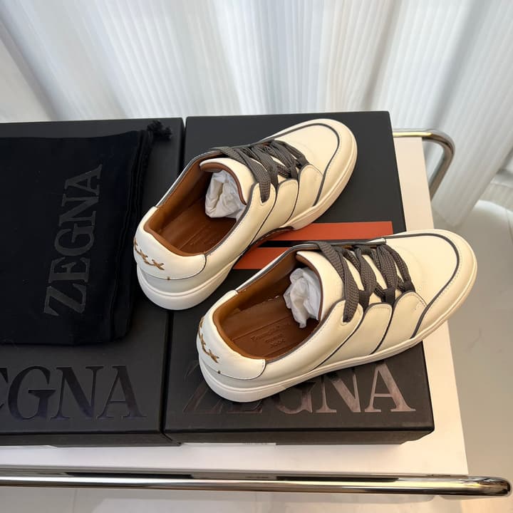 Zegna TIZIANO Calfskin Low-Top Sneakers in Black With White Sole