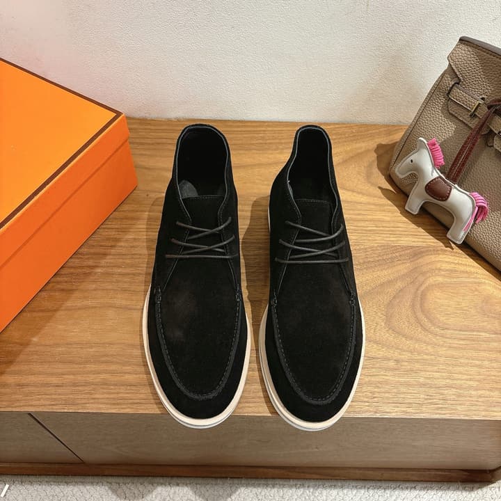 Hermès Classic Couple's Sandals – SS25 New Arrival in Black Suede