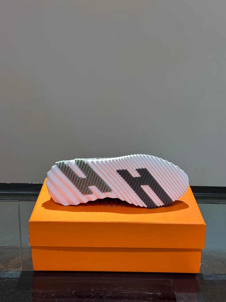 Hermès Bouncing Sneakers in Black 1