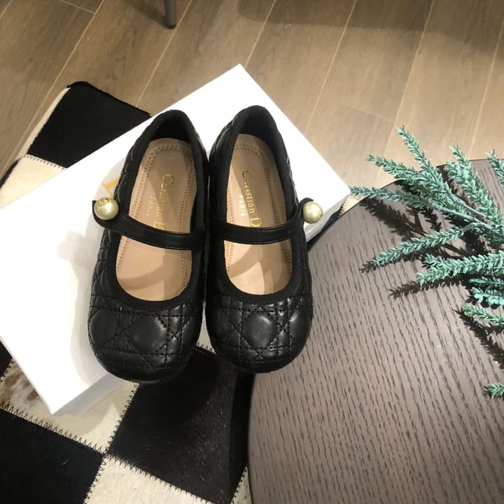 Dior DioBady Ballet Quilted Flats – Kids Collection – 2024SS in Black Quilted With Pearl Strap