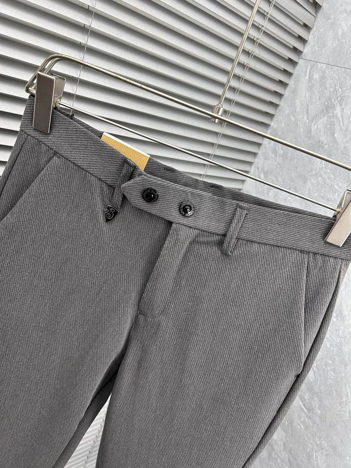 Burberry Tailored Casual Trousers – 2025SS in Camel Brown