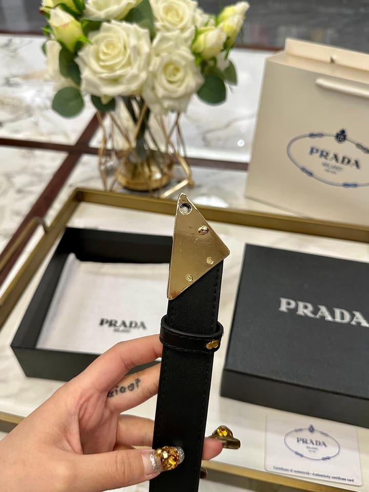 Prada Classic Fashion Belt – 3.0cm in Saffiano Black Leather With Silver Buckle