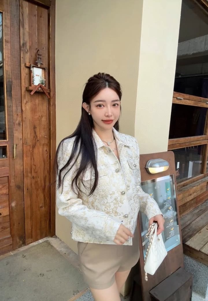 Dior CD Bee Embroidery Floral Short Jacket in White Gold Floral Embroidery