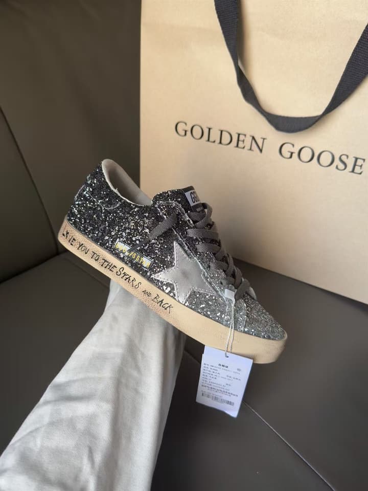 Golden Goose Superstar Sneakers – 2025 Collection in Gradient Gunmetal Silver Grid