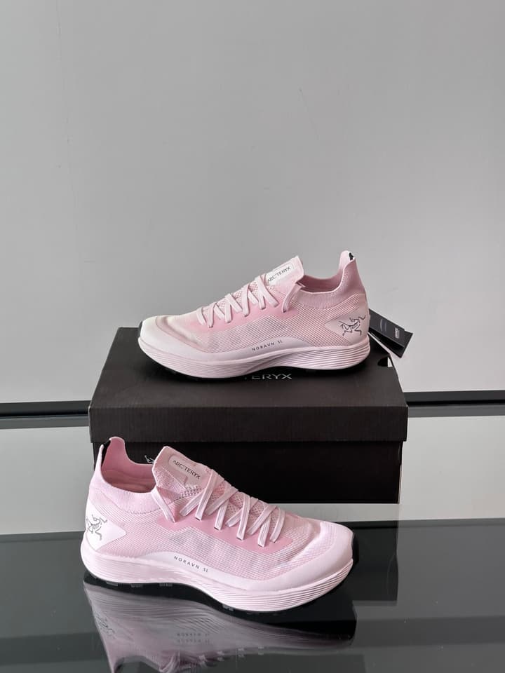 Arc'teryx Norvan SL 3 Trail Running Shoes in Light Pink