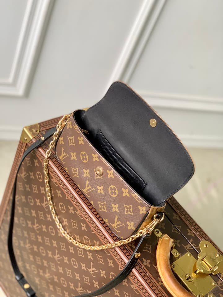 Louis Vuitton Wallet On Chain Ivy Monogram Reverse