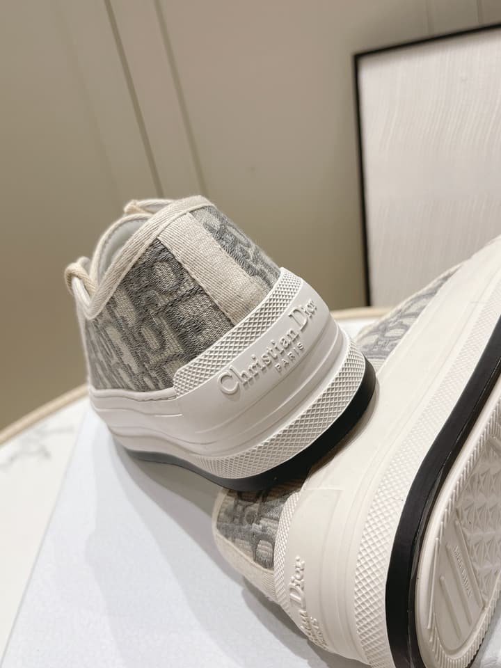 Dior Walk'n'Dior Oblique Embroidered Platform Sneakers in Dark Oblique