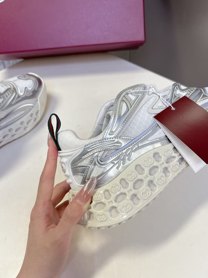 Gucci Cub3d Series Sneakers in Black