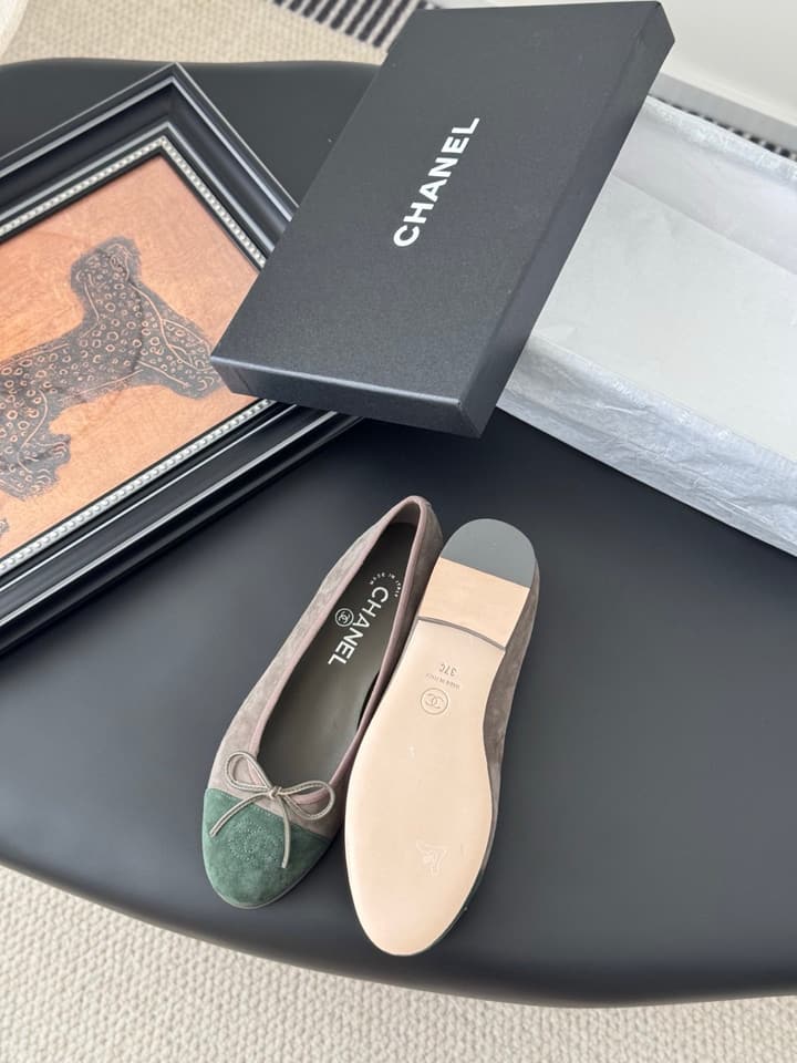 Chanel Classic Round Toe Ballet Flats in Dusty Rose With Bow