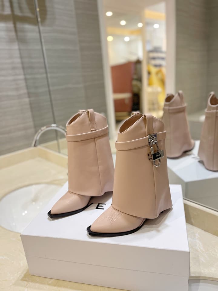 Givenchy Embroidered Lock Ankle Boots – 2023SS in Blush Leather
