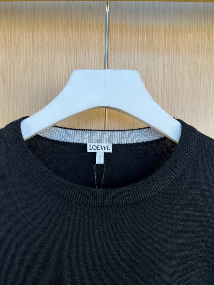 Loewe Embroidered Crewneck Sweater – 26SS in Black With Grey Trim