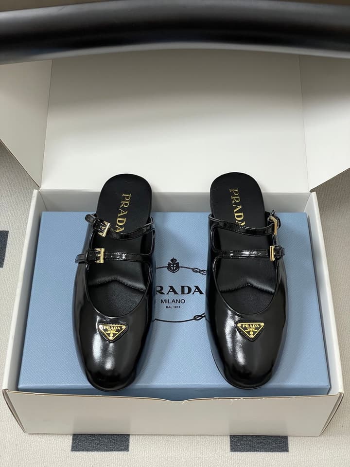 Prada Wrinkled Patent Ballet Flats – 25SS in Leopard Print