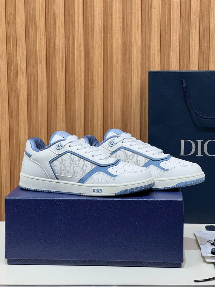 Dior B27 Couple's Sneakers – 2025 Collection in All Black With White Sole