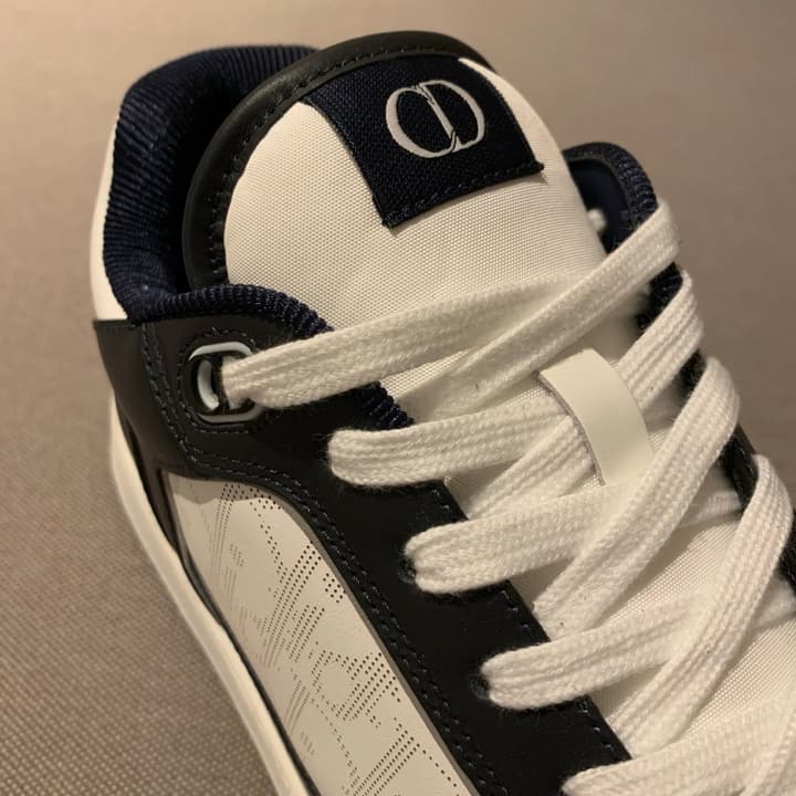 Dior B27 Uptown HYLTON NEL Limited Edition Low-Top Sneakers in White And Black