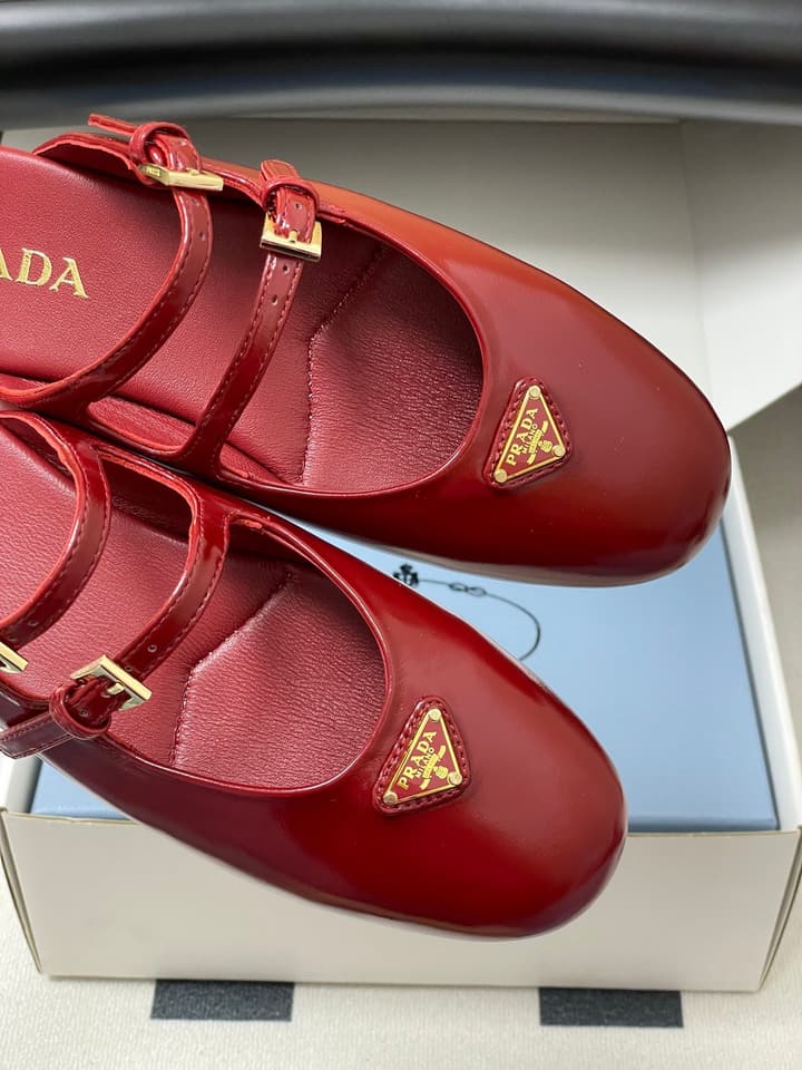 Prada Wrinkled Patent Ballet Flats – 25SS in Leopard Print