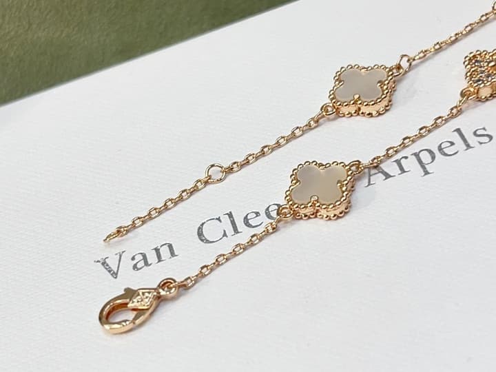 Van Cleef & Arpels Vintage Alhambra Mini Bracelet in Rose Gold