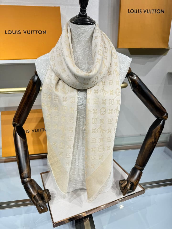Louis Vuitton Classic Monogram Shawl – 2024 New Color in Apricot