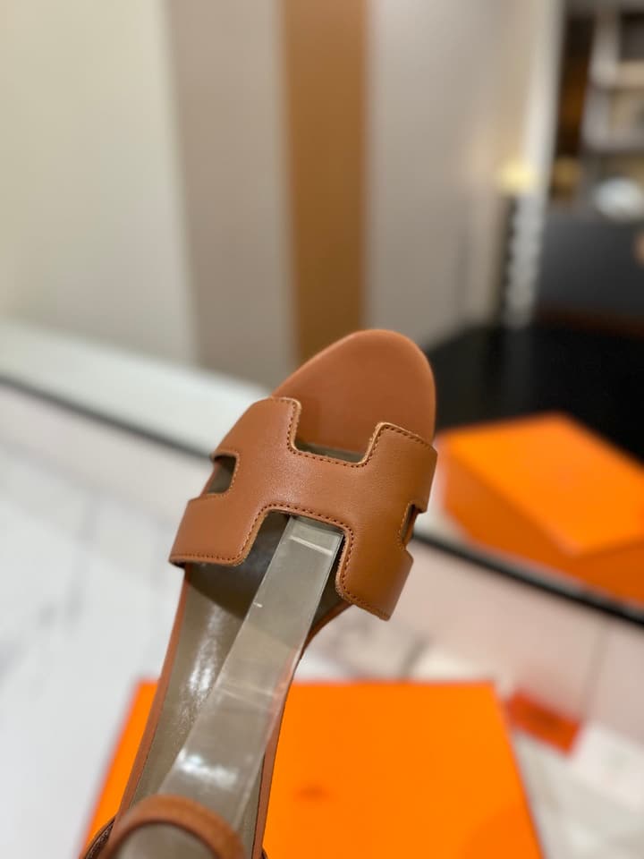 Hermès Classic Smooth Cowhide Heels – 6.5cm in All White