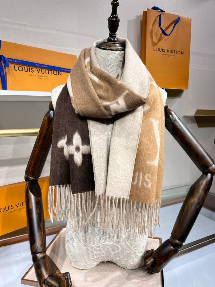 Louis Vuitton Double-Sided Cashmere Gradient Scarf