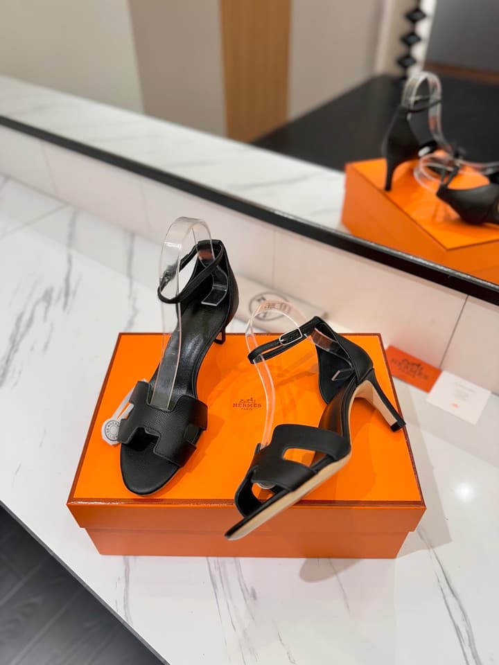 Hermès Classic Palm Grain Cowhide Heels – 6.5cm in Black