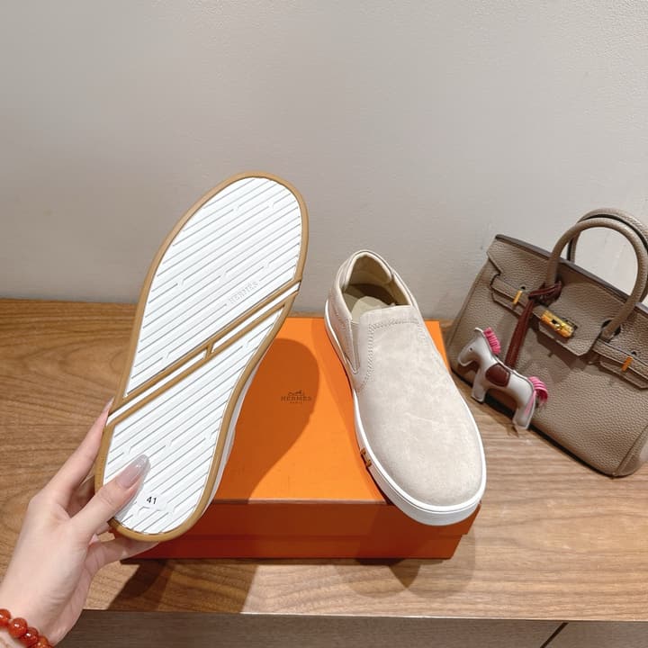 Hermès Classic Lightweight Couple's Slides – SS25 in Black Leather