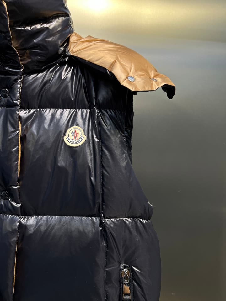 Moncler Parana Color-block Hooded Down Jacket – New Collection