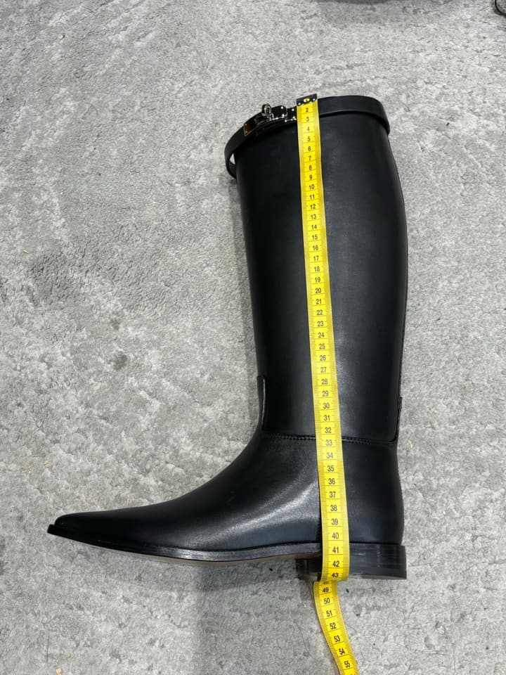 Hermès Classic Knee-High Boots – 2025FW in Assorted Buckle Riding Boots Display