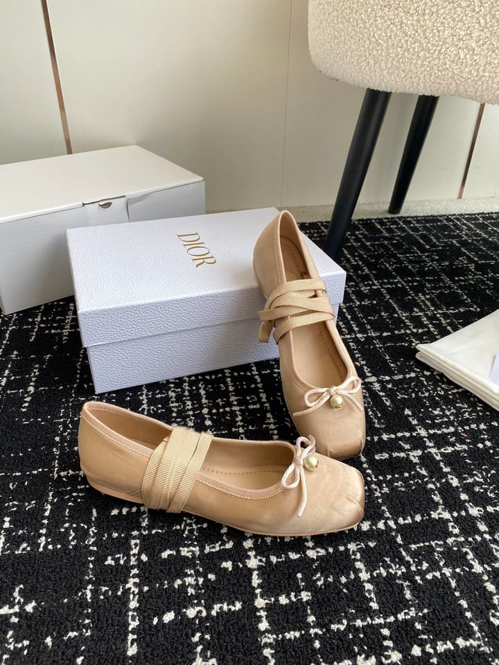 Dior Bow Pearl Ballet Flats – 2024 Spring/Summer Collection in Black