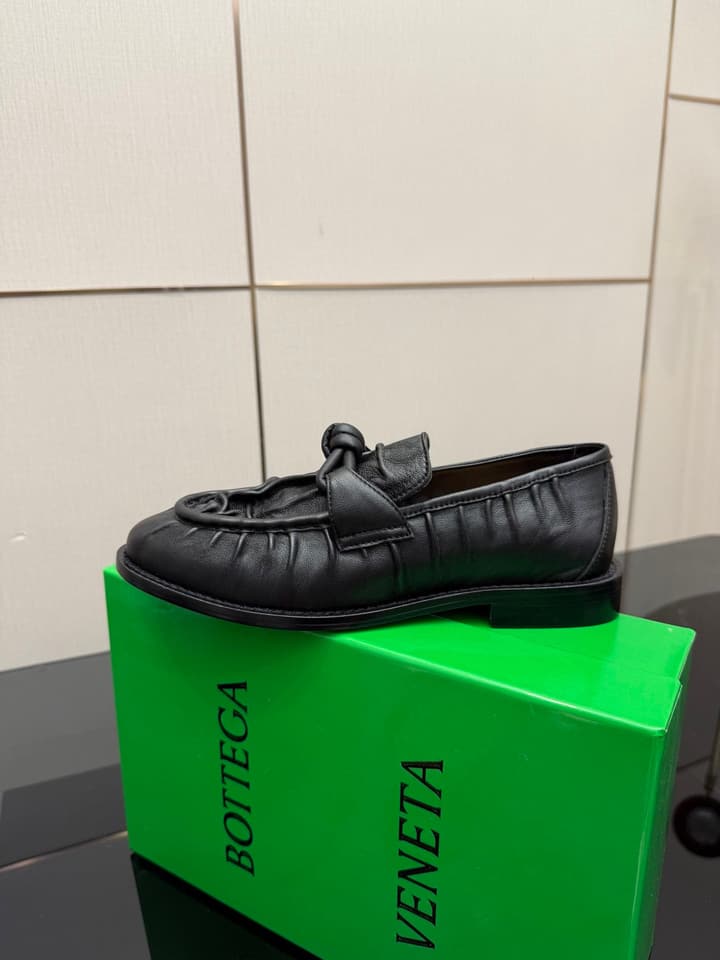 Bottega Veneta Astaire Suede Loafers in Black Leather
