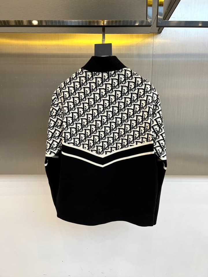 Gucci GG Logo Knit Zip Jacket – 2025FW in Black Monogram Knit