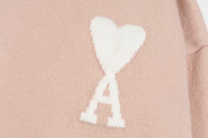 AMI Paris Classic Jacquard Heart Crewneck Sweater – 2025SS in Dusty Rose Pink